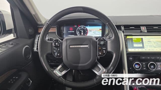 Land Rover Discovery 5 2019 — ფოტო 13/20