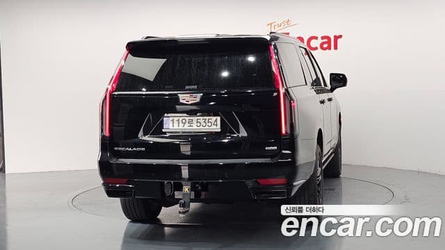 Cadillac Escalade 2022 — Фото 4/20
