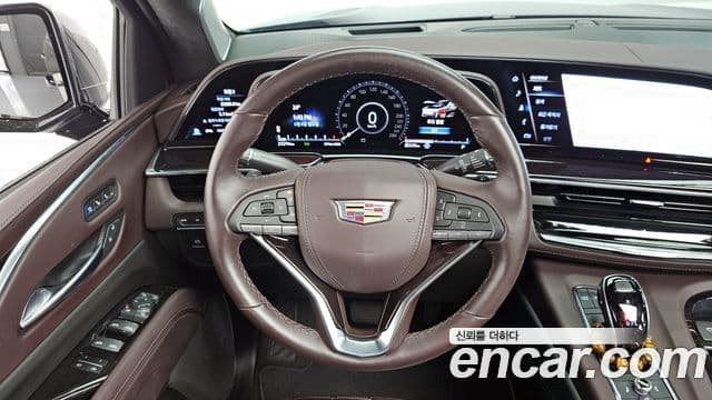 Cadillac Escalade 2022 — Фото 12/20