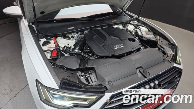 Audi A6 2021 — ფოტო 6/20