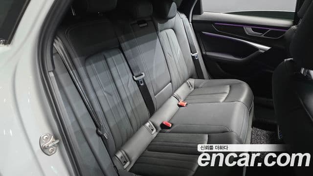 Audi A6 2021 — ფოტო 11/20