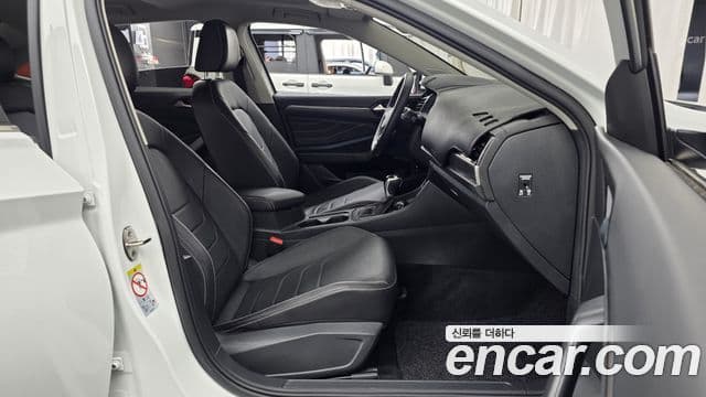 Volkswagen Jetta 2023 — Şəkil 11/20