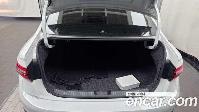 Volkswagen Jetta 2023 — Şəkil 20/20