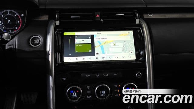 Land Rover Discovery 5 2019 — Фото 13/20