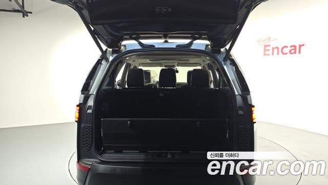 Land Rover Discovery 5 2019 — Фото 20/20