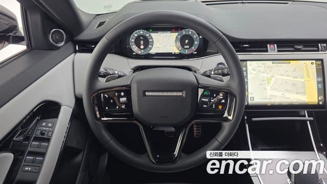 Land Rover Range Rover Evoque 2026 — Фото 15/20