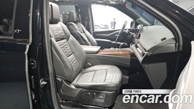 Cadillac Escalade 2023 — Şəkil 12/20