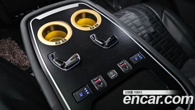 Cadillac Escalade 2023 — Şəkil 17/20