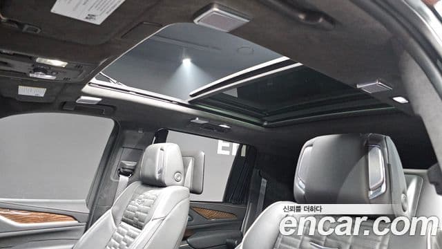 Cadillac Escalade 2023 — Şəkil 18/20