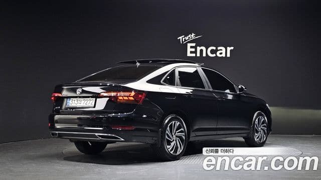 Volkswagen Jetta 2020 — Фото 2/20