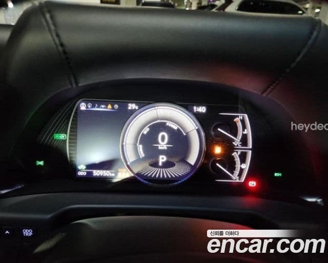 Lexus ES300h 2019 — ფოტო 7/16