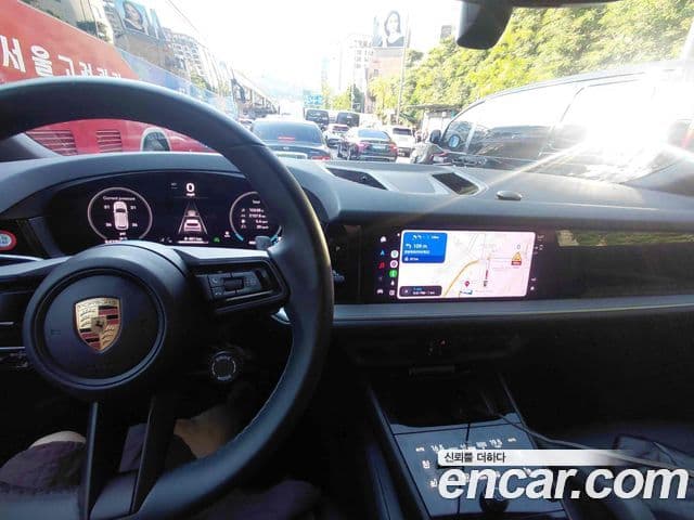 Porsche Cayenne 2025 — ფოტო 15/15