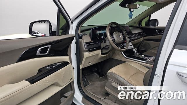 Kia Carnival 2020 — ფოტო 10/20