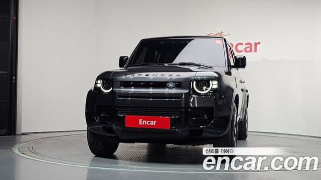 Land Rover Defender 2026 — Фото 3/20