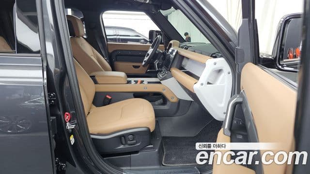 Land Rover Defender 2026 — Фото 11/20