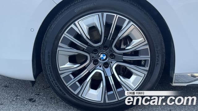 BMW 7 Series 2023 — Şəkil 5/20