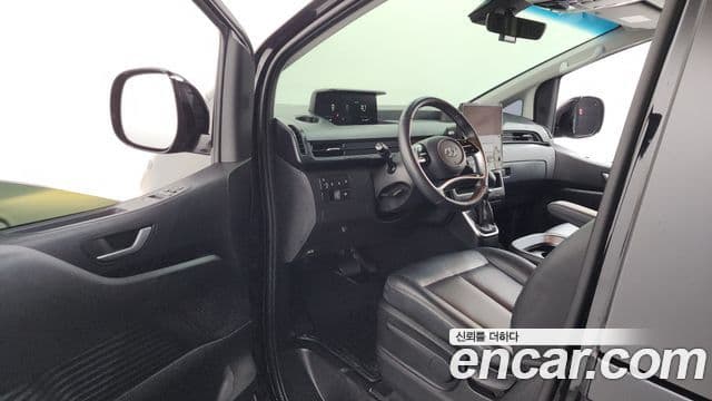 Hyundai Staria 2023 — Şəkil 10/20