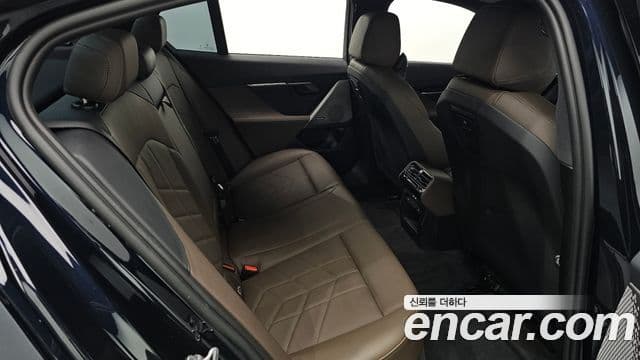 BMW 5 Series 2026 — ფოტო 12/20