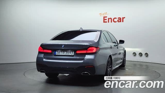 BMW 5 Series 2023 — ფოტო 3/20