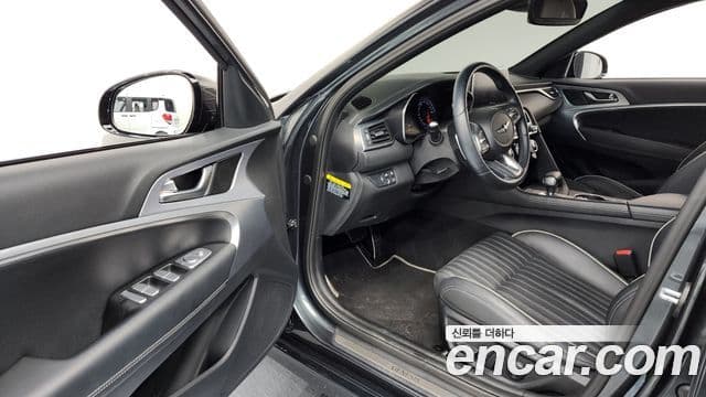 Genesis G70 2019 — ფოტო 10/20