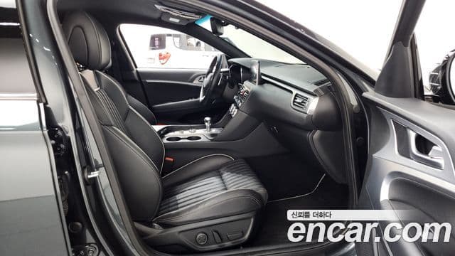 Genesis G70 2019 — ფოტო 11/20