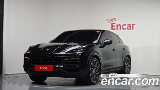 Porsche Cayenne 2023 — Фото 1/20