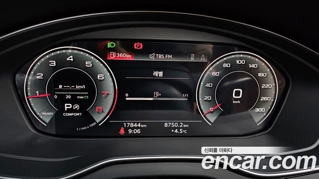Audi Q5 2022 — ფოტო 8/20