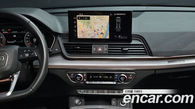 Audi Q5 2022 — ფოტო 14/20