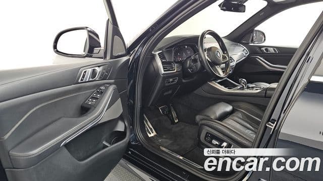 BMW X5 2021 — Şəkil 10/20