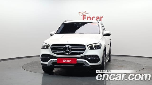 Mercedes-Benz GLE-Class 2019 — ფოტო 3/20