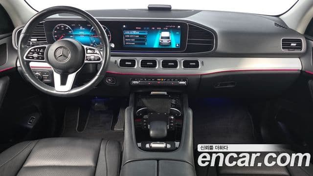 Mercedes-Benz GLE-Class 2019 — ფოტო 7/20