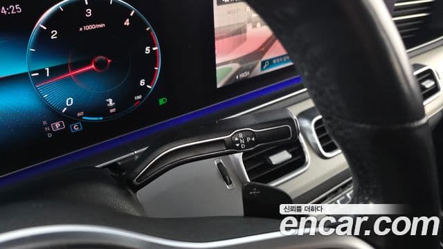 Mercedes-Benz GLE-Class 2019 — ფოტო 9/20