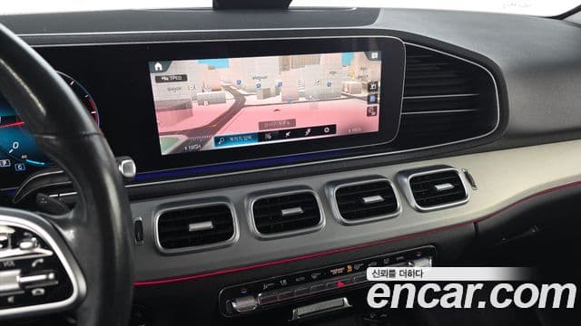 Mercedes-Benz GLE-Class 2019 — ფოტო 15/20