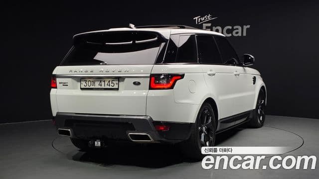 Land Rover Range Rover Sport 2018 — ფოტო 2/20