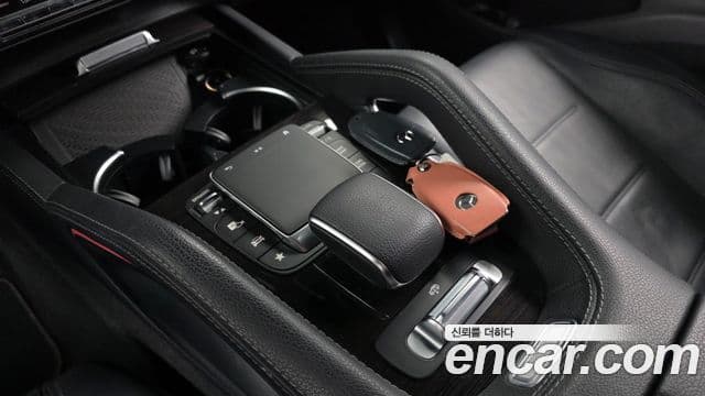 Mercedes-Benz GLE-Class 2021 — Фото 9/20