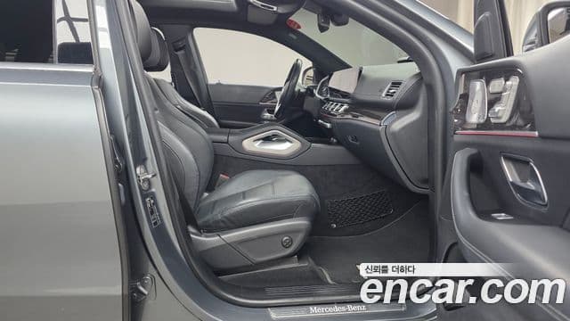 Mercedes-Benz GLE-Class 2021 — Фото 11/20