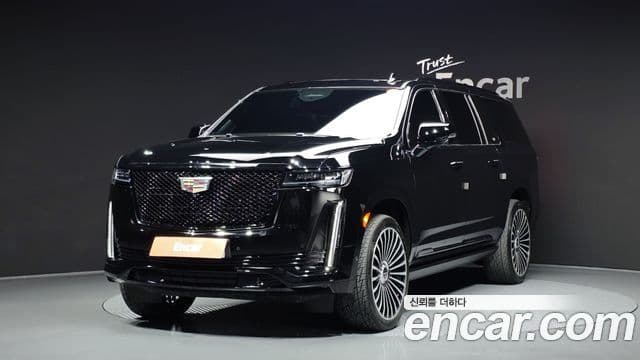 Cadillac Escalade 2023 — Фото 1/20
