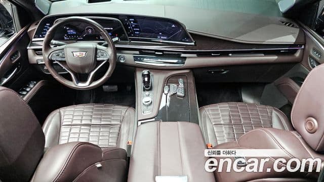 Cadillac Escalade 2023 — Фото 7/20