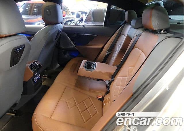 BMW 5 Series 2026 — Şəkil 17/20
