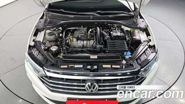 Volkswagen Jetta 2020 — Şəkil 6/20