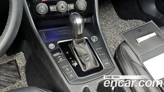 Volkswagen Jetta 2020 — Şəkil 9/20