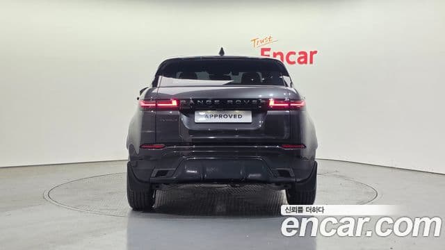 Land Rover Range Rover Evoque 2025 — Фото 6/20