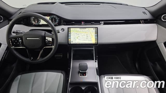 Land Rover Range Rover Evoque 2025 — Фото 9/20