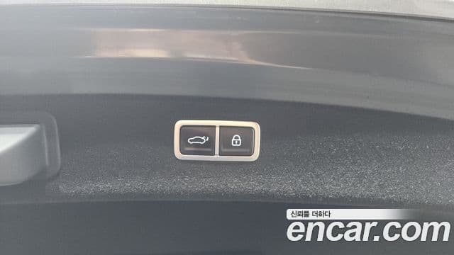 Genesis Electrified G80 2021 — ფოტო 17/20