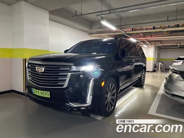 Cadillac Escalade 2021 — ფოტო 1/16