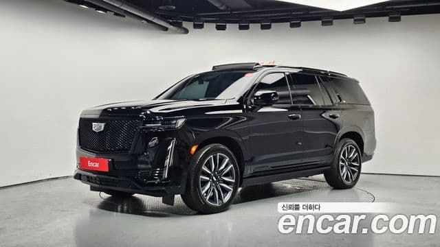 Cadillac Escalade 2023 — Фото 1/20