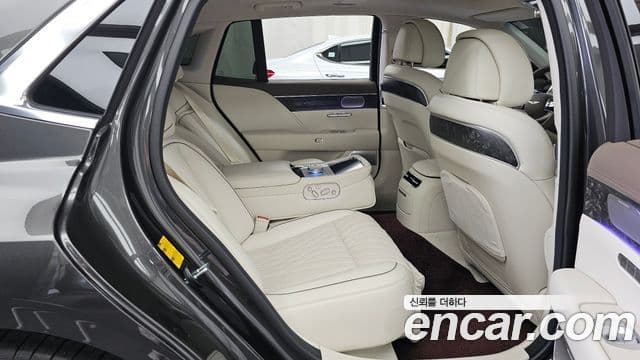 Genesis G90 2025 — ფოტო 12/20