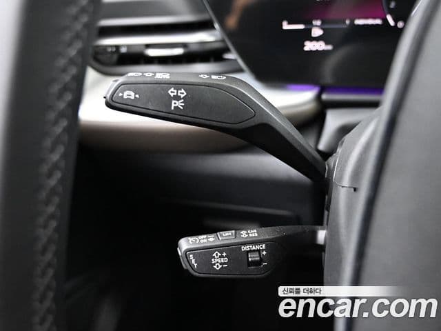 Audi Q5 2025 — Фото 14/20