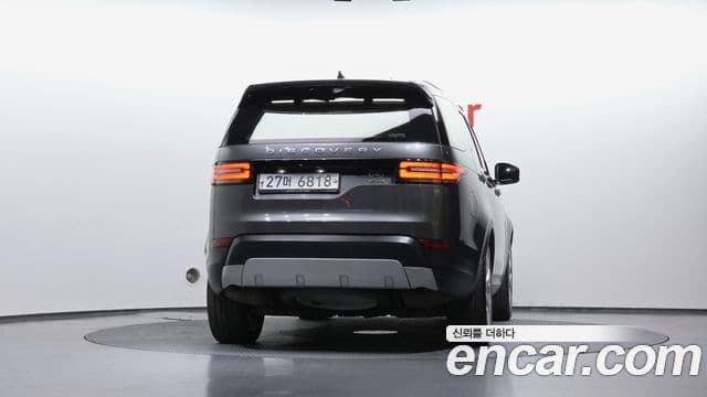 Land Rover Discovery 5 2019 — ფოტო 4/20