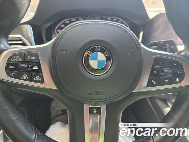 BMW 3 Series 2021 — ფოტო 16/20